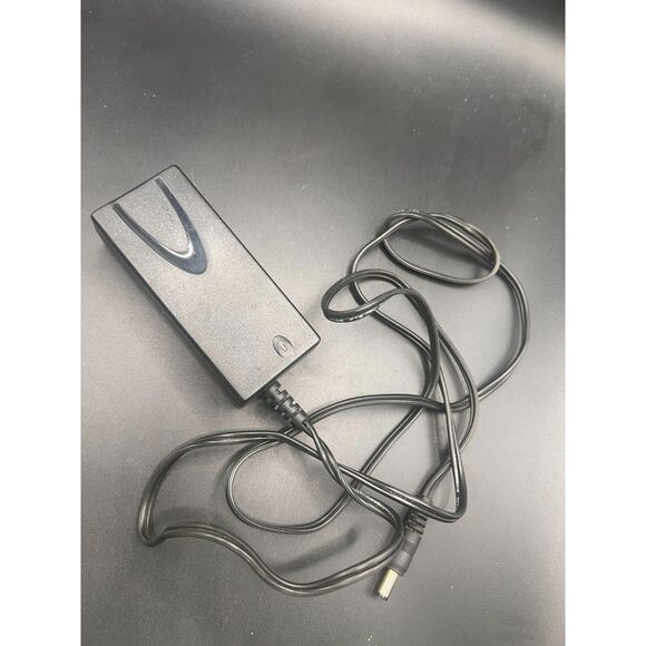 Polk Audio Power Adapter, Model GPE602-200250W, 20V 2.5A, Switching Mode. - Picture 3 of 3